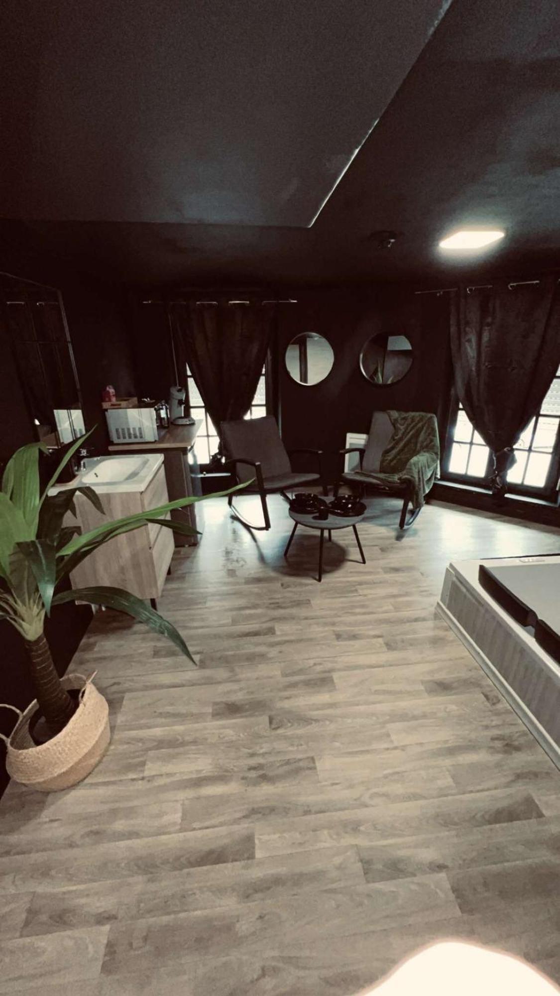 Magnifique Loft 35M2 Jacuzzi Rvb Night 1 Hotell Amiens Eksteriør bilde